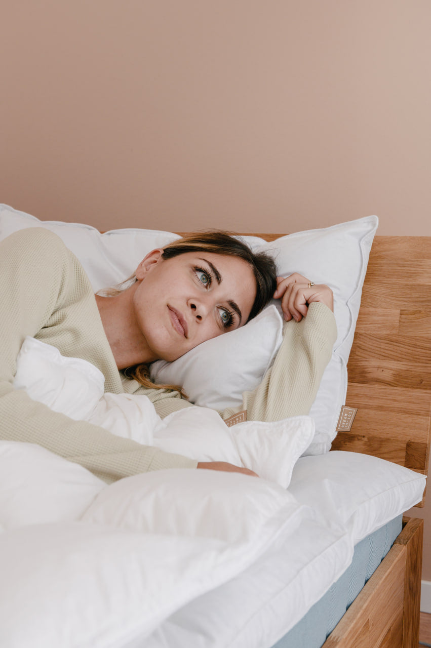 Meditazione e yoga per dormire: funzionano davvero?
