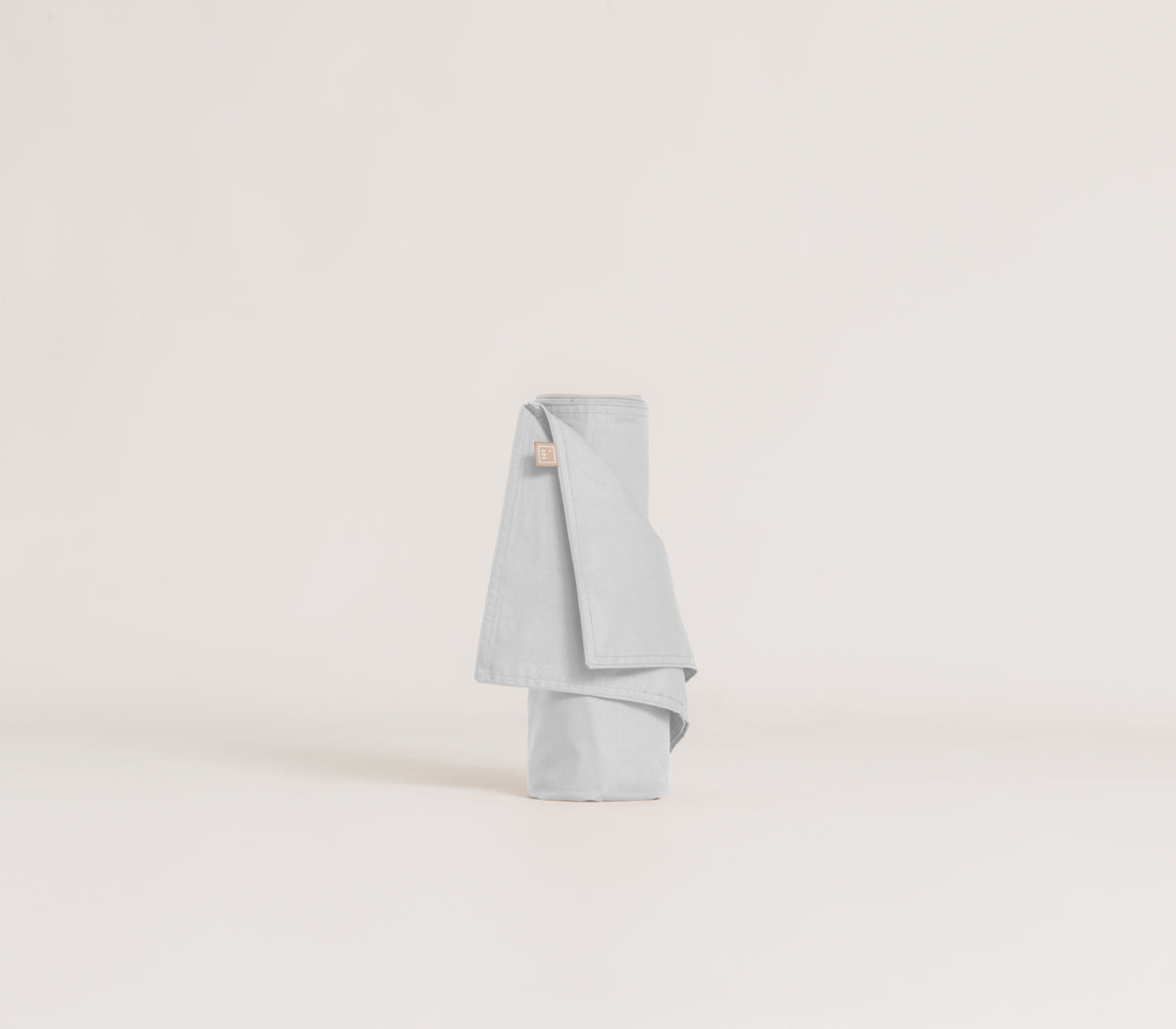 #colore_grigio perla